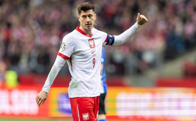 ROBERT LEWANDOWSKI