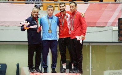 Deaflympics'te Milli güreşçiler 1 gümüş 2 bronz madalya kazandı