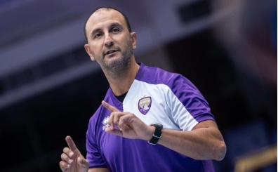 Taner Etik, Al Ain Voleybol Kulb ile anlat