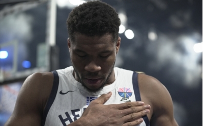 Giannis Antetokounmpo'dan zr mesaj!