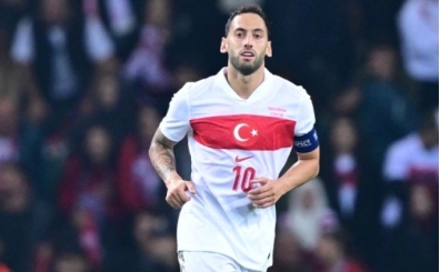Hakan Çalhanoğlu, Bülent Korkmaz'ı yakaladı!