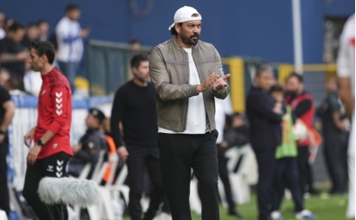 Servet Çetin: 'Oyuncularımı tebrik ediyorum'