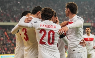 İspanya - Türkiye: 11'ler