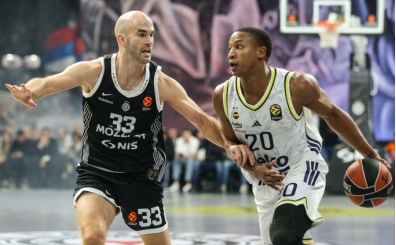 Fenerbahe'den Partizan'n rk pankartna tepki!