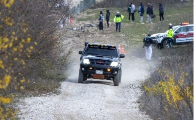 Burhan Turan Türkiye Baja Şampiyonası'nın 4. ayak yarışlarının ilk etabı koşuldu