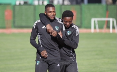 Kocaelispor'dan futbolculara 100 milyon liralık ödeme