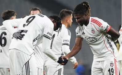 Beikta deplasmanda bambaka!