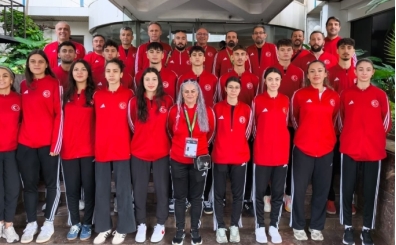 Milli sporcular, Dnya Tekvando ampiyonas'nda sahne alyor