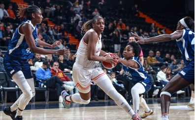 Emlak Konut, Perfumerias Avenida'yı ağırlayacak!