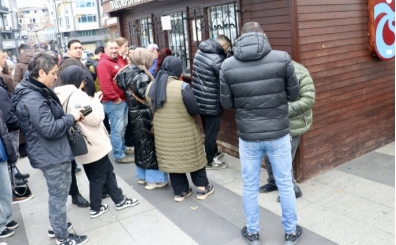 Trabzonspor-Beşiktaş maçının biletleri satışa çıktı