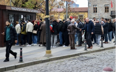 Trabzonspor-Beşiktaş maçının biletleri tükendi