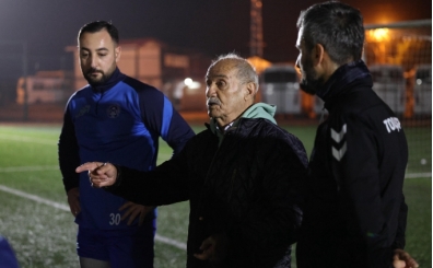 89 yaşındaki emekli madenci, 45 yıldır sporcu yetiştiriyor