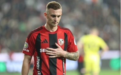 Beşiktaş'tan Kacper Kozlowski takibi!