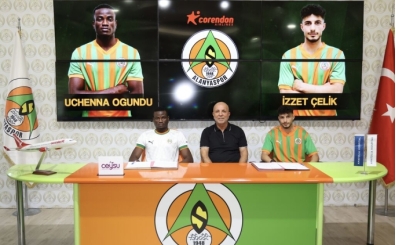 Alanyaspor, Uchenna Ogundu ve zzet elik iin imza treni dzenledi