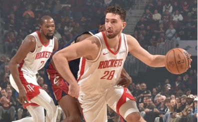 Alperen engn'n 'double double' Rockets' st ste 5. galibiyete tad