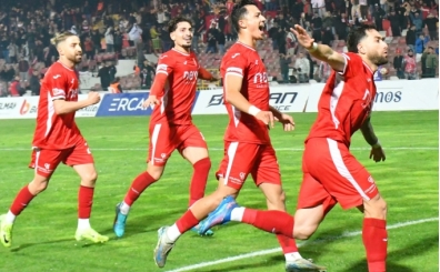 Balıkesirspor müthiş seriyle Play-Off potasına girdi
