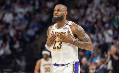 'LeBron James, son sezonuna giriyor' iddialar sryor