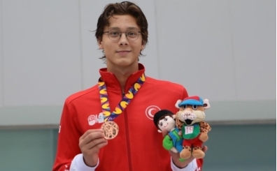 Berke Saka'ya Avrupa'da bronz madalya!