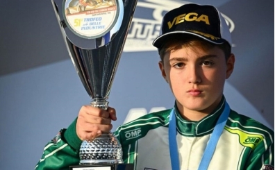 Alp Aksoy, Formula Trophy'de şampiyon