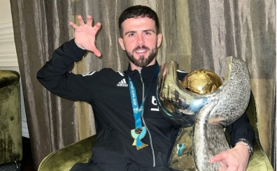 Miralem Pjanic, futbolu b�rakt�