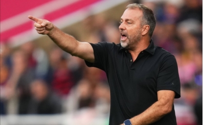 Hansi Flick'ten Robert Lewandowski sorusuna yant!