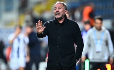 Beikta'ta Sergen Yaln'dan kritik toplant!