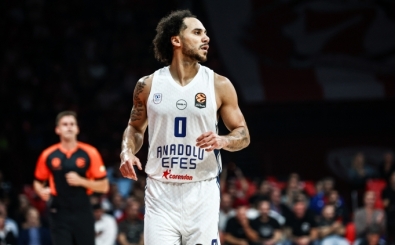 Shane Larkin: 'Birlikte Oynadık ve Büyük Bir Galibiyet Aldık'