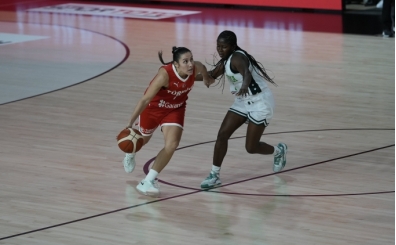 Potanın Perileri, Nijerya'yı mağlup etti