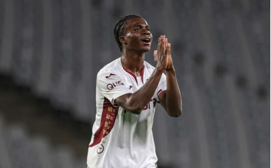 Christ Oulai i�in Avrupa'dan dev talipler!