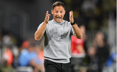 Domenico Tedesco'dan takma mesaj: 'Ayaa kalkn!'