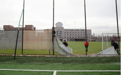 Beştepe İlhan Cavcav Tesisleri'nde brandalar kaldırıldı