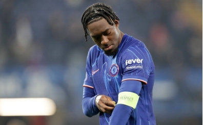 Beşiktaş'ta gündem yeniden Axel Disasi!