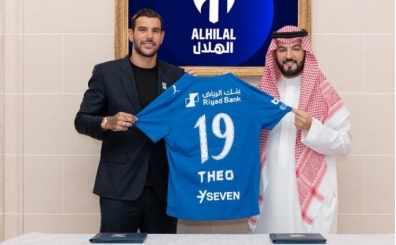 Al Hilal, Theo Hernandez'i kadrosuna katt