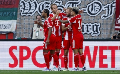 Bayern Mnih,  puan  golle ald!