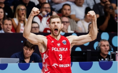 Karyaka'da potaya Polonyal forvet