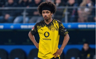 Karim Adeyemi'ye muşta ve elektroşok silahı taşıdığı için ceza!