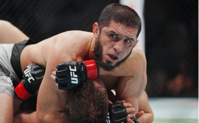 Makhachev artk ifte kemerli ampiyon