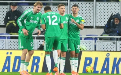 Newcastle, deplasmanda Everton'u dağıttı!