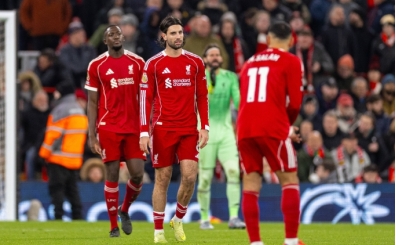 Liverpool, evinde yine kayıp!