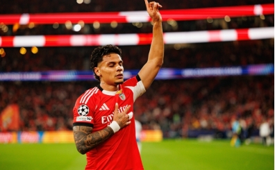 Benfica, evinde Napoli'yi geçti!