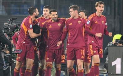 Roma, Genoa'y� ma�lup etti: Zirve yar��� k�z��t�