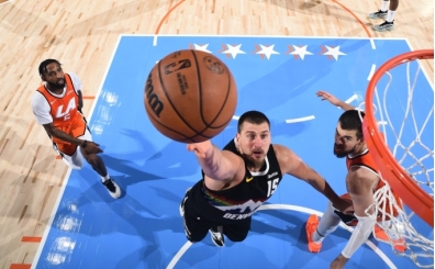 Jokic 55 sayıyla şov yaptı, Nuggets, Clippers'ı yıkarak üst üste 6. galibiyetini aldı