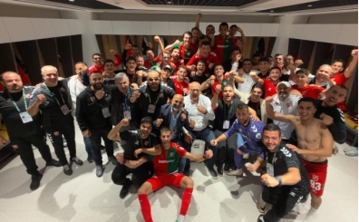 Karşıyaka zirveyi bırakmadı