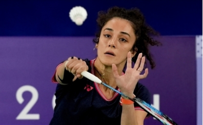 Milli badmintoncu Neslihan Arn, Hindistan'da finale ykseldi