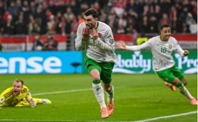 İrlanda, Macaristan'ı Troy Parrot ile üzdü!