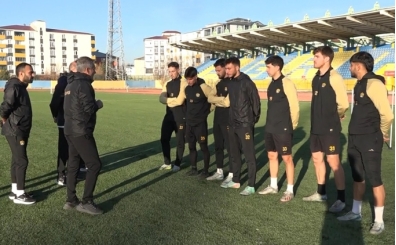 Ar 1970 Spor'da 17 futbolcu bahis cezas ald, kadroda 7 kii kald