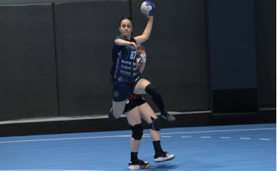 Bursa Hentbol Tak�m� yar� final ma��na ��k�yor!