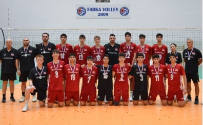 17 Ya� Alt� Erkek Milli Voleybol Tak�m�, Balkan �ampiyonas�'nda ikinci oldu