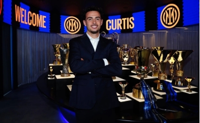 Inter, Curtis Jones'u kadrosuna katt�!