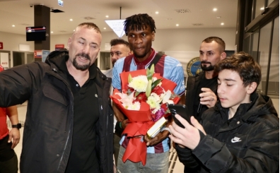 Trabzonspor'un 201. yabanc� oyuncusu: Chibuike Nwaiwu